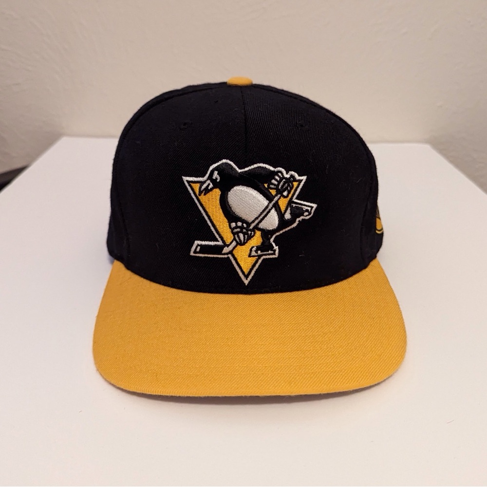 Mitchell & Ness Pittsburg Penguins Snapback Flat Brim Cap